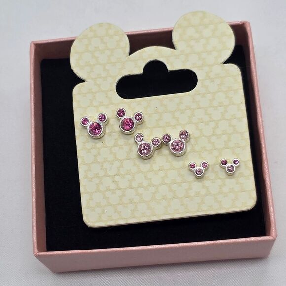 🔸️NIB Disney Pink Rhinestone Minnie Mouse Post Earrings Set Of 3 - Picture 2 of 3